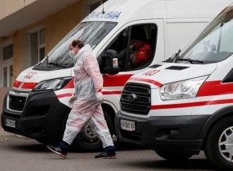 Коронавирус в Украине 28 декабря: более 2 тысяч новых случаев COVID и 134 смерти за сутки
Коронавирус в Украине 28 декабря: более 2 тысяч новых случаев COVID и 134 смерти за сутки