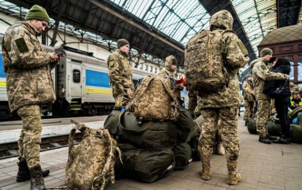 После повестки не обязательно сразу воевать: украинцам рассказали про нюанс в ТЦК После повестки не обязательно сразу воевать: украинцам рассказали про нюанс в ТЦК