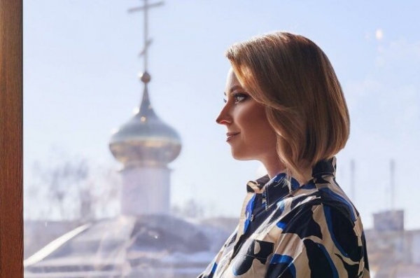 Поклонская взяла в руки меч и напомнила всем о Жанне д'арк: "Люди говорят, что получается"