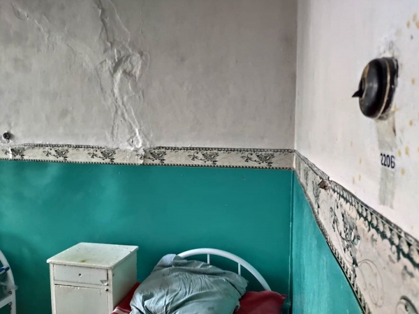 Опубликованы шокирующие фото антисанитарии в обсерваторах Луганской области
                                                                                