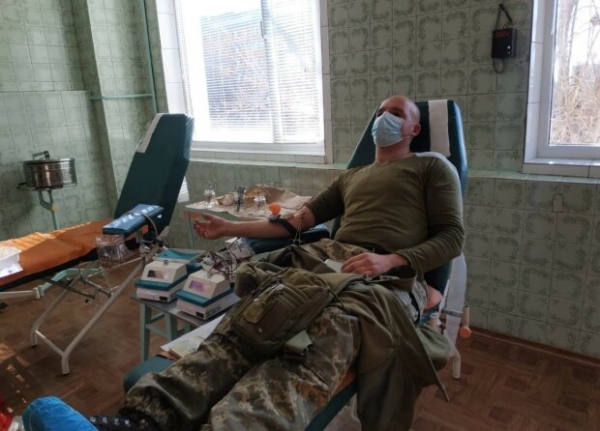 Главное за день 18 февраля: Рада приняла закон, но не тот, украинцев опять обманули, военные пошли на риск Главное за день 18 февраля: Рада приняла закон, но не тот, украинцев опять обманули, военные пошли на риск