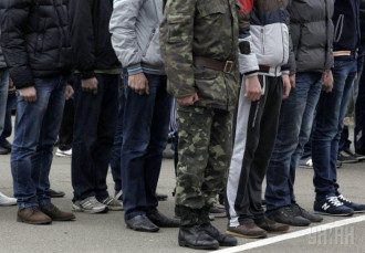 Рада приняла закон о резервистах и усилила наказание за "откос"
Рада приняла закон о резервистах и усилила наказание за "откос"