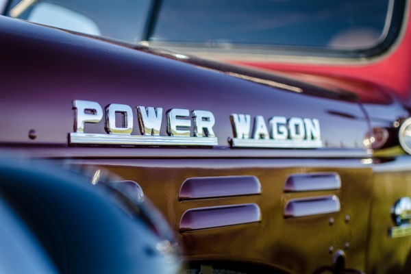 
Лучше чем с конвейера: 70-летний Dodge превратили в стильный вездеход
 