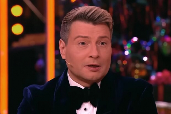 Не такой уж натуральный: дружок Киркорова путинист Николай Басков угодил под нож из-за своей внешности Не такой уж натуральный: дружок Киркорова путинист Николай Басков угодил под нож из-за своей внешности