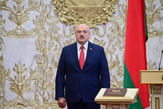 "Если я кому-то не нравлюсь, то выборы решат вопрос": Лукашенко удивил заявлением
"Если я кому-то не нравлюсь, то выборы решат вопрос": Лукашенко удивил заявлением