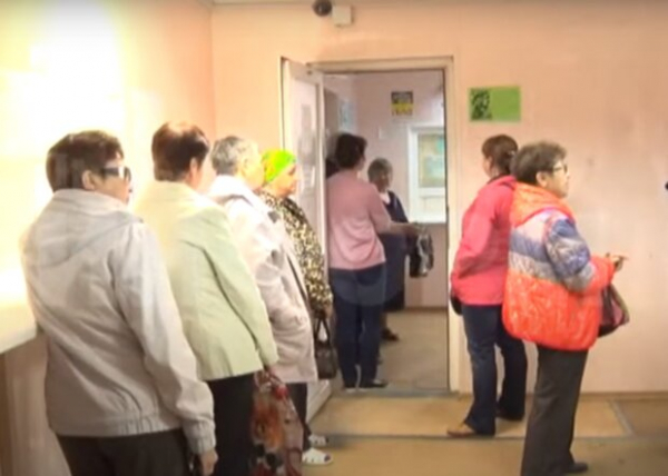 Украинкам разрешили выходить на пенсию в 53 года: какие профессии попадают в льготную категорию Украинкам разрешили выходить на пенсию в 53 года: какие профессии попадают в льготную категорию