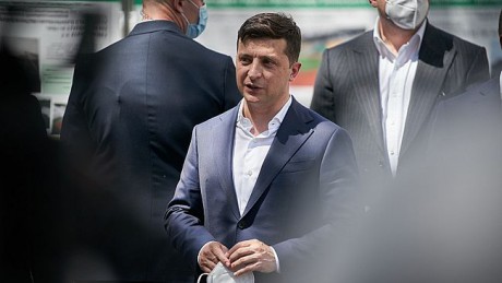 Зеленский: Первый транш МВФ поступит в Украину в ближайшее время Зеленский: Первый транш МВФ поступит в Украину в ближайшее время