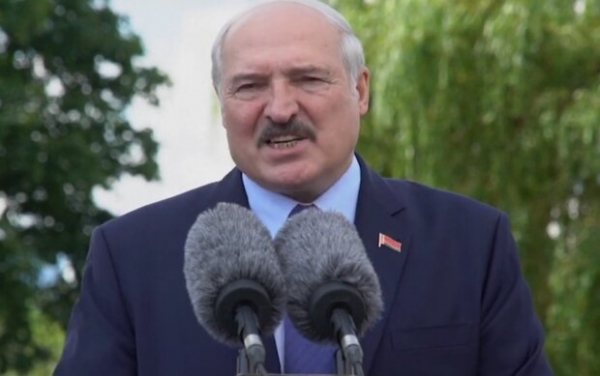 У Лукашенко начали бросать украинцев за решетку - уже 9 задержанных, посольство продолжает искать