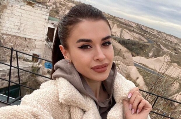 Любовница Мурата показала, как "приворожила" мужа Лорак: два яйца и грибы Любовница Мурата показала, как "приворожила" мужа Лорак: два яйца и грибы