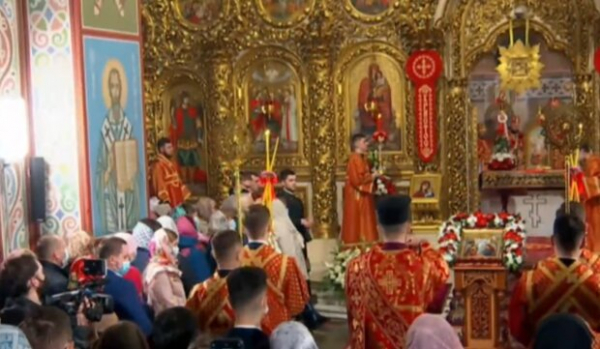 Господи, помоги найти работу: сильнейшая молитва на удачу и привлечение денег
