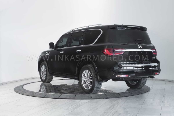 
Самый большой Infiniti превратили в броневик
 
