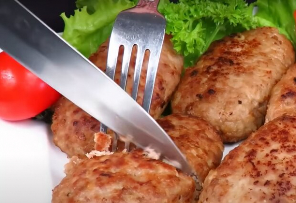 Добавьте в котлеты лед или даже творог и вы ошалеете от вкуса: зачем умные хозяйки это делают Добавьте в котлеты лед или даже творог и вы ошалеете от вкуса: зачем умные хозяйки это делают