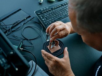 Смарт-жизнь с новыми IoT гаджетами ОРРО. В Украине презентовали беспрецедентные TWS наушники ОРРО Enco X
