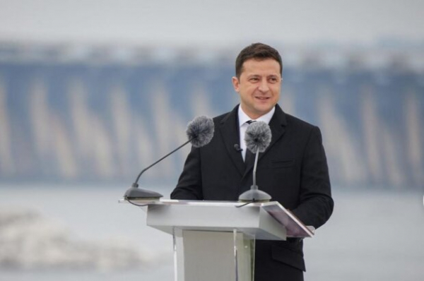 Владимир Зеленский мощно обратился к защитникам и защитницам: "Украина не посягает на чужое, но возвращает свое" Владимир Зеленский мощно обратился к защитникам и защитницам: "Украина не посягает на чужое, но возвращает свое"