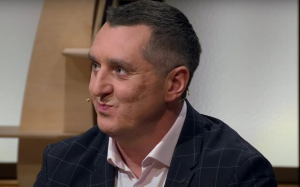 Дядя Жора показал, чего хотят женщины от мужчин его возраста: "Купишь генератор - твоя"
