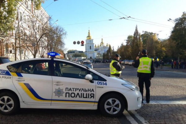 Скрутили, забросили в бус и отвезли в ТЦК: адвокат рассказал, как полиция находит уклонистов Скрутили, забросили в бус и отвезли в ТЦК: адвокат рассказал, как полиция находит уклонистов