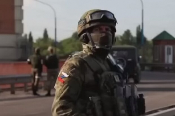 Российские оккупанты подписали контракты 15-летней давности, мечтают вернуться домой живыми: "Вот тебе и государство" Российские оккупанты подписали контракты 15-летней давности, мечтают вернуться домой живыми: "Вот тебе и государство"