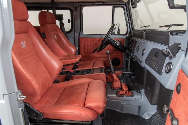 
36-летний Land Cruiser выглядит круче нового
 
