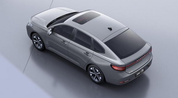 
Опасный соперник Skoda Octavia из Китая полностью рассекречен
 
