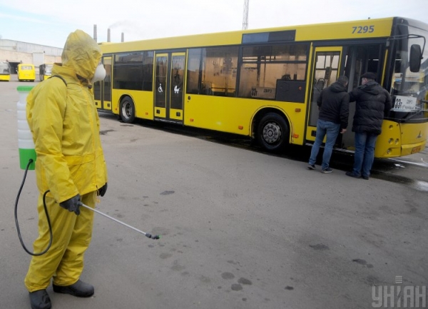 Как в Украине будут запускать транспорт и авиасообщение: Минздрав назвал условие
                                                                                