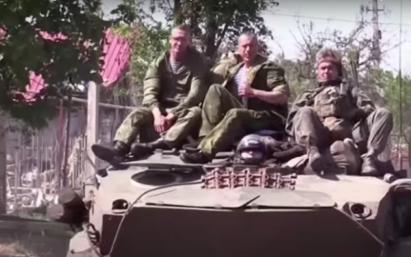 Главное за 13 июля: Дантес попал под обстрел, в ПриватБанке не получится тратить, а Полякова сделала это с Пивоваровым Главное за 13 июля: Дантес попал под обстрел, в ПриватБанке не получится тратить, а Полякова сделала это с Пивоваровым