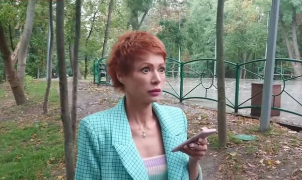 Елена-Кристина Лебедь разделась до трусов в Карпатах: "Кости..." Елена-Кристина Лебедь разделась до трусов в Карпатах: "Кости..."
