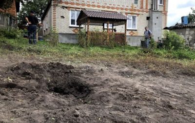 Били по жилым домам: россияне мощно обстреливают Сумскую область
