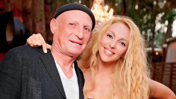 Маша Полякова показала свои поцелуи и призналась: "Не верю, что..." Маша Полякова показала свои поцелуи и призналась: "Не верю, что..."