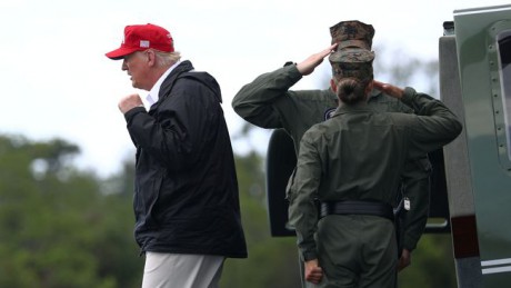 Трамп отменил брифинги разведки Трамп отменил брифинги разведки