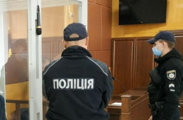 Надругался над матерью, на глазах у парализованной бабушки:&nbsp;на Хмельнитчине суд озвучил приговор 34-летнему зверю