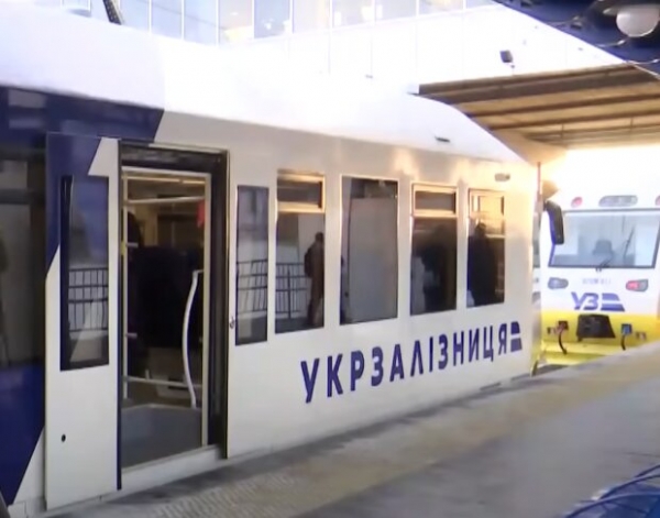"Дизельная" схема Укрзализныци: журналисты разоблачили коррупционные дела Лещенко и компании "Дизельная" схема Укрзализныци: журналисты разоблачили коррупционные дела Лещенко и компании