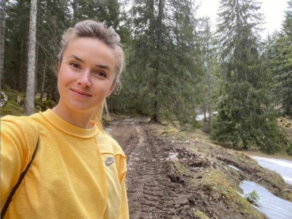 Блины не комом - Свитолина показала зажигательные танцы на своей кухне Блины не комом - Свитолина показала зажигательные танцы на своей кухне