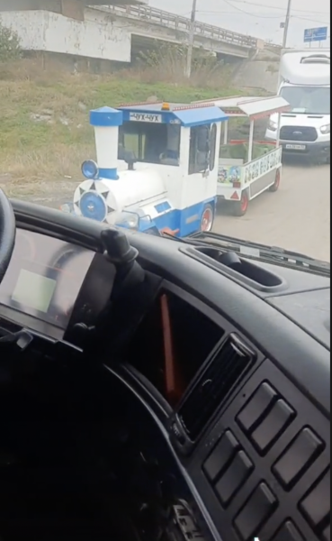 В Херсоне оккупанты украли детский паровозик
