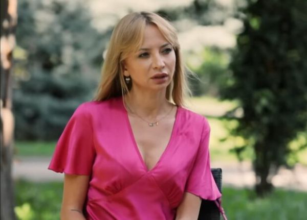 Ирина Сопонару из "Женского квартала" облачилась в откровенный траур: "И как всегда..." Ирина Сопонару из "Женского квартала" облачилась в откровенный траур: "И как всегда..."