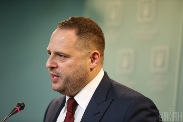 Глава Офиса Зеленского отправится в Берлин на переговоры по Донбассу: СМИ назвали дату
                                                                                