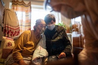 "Ужасы" реанимации: врач раскрыл причину роста смертности от коронавируса
