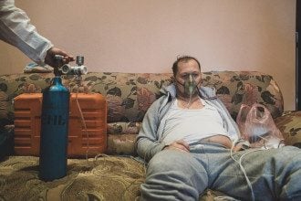 ВОЗ не считает таблетки от COVID-19 альтернативой
