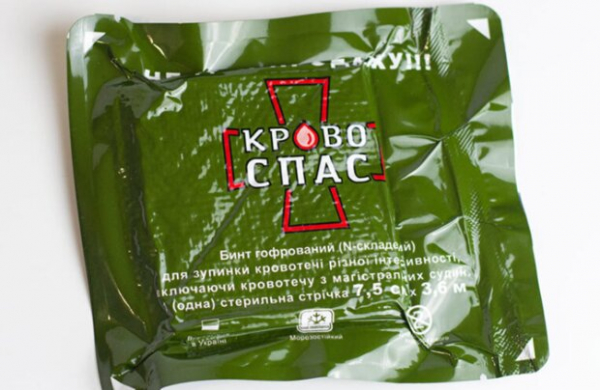 Смертельный "Кровоспас". СМИ показали, как мошенники делают "бизнес" на военных аптечках