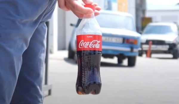 Полезна ли Coca-Cola организму - врач раскрыла всё про газировку: "Как и другие кислые продукты" Полезна ли Coca-Cola организму - врач раскрыла всё про газировку: "Как и другие кислые продукты"