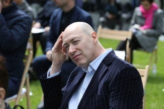 Порошенко решил засудить Гордона за клевету насчет него и Путина
Порошенко решил засудить Гордона за клевету насчет него и Путина