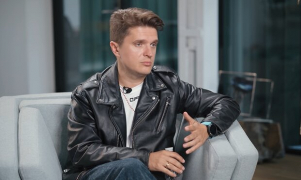 Анатолий Анатолич "забыл" о беременной жене и загрузил машину красотками: "Кайф" Анатолий Анатолич "забыл" о беременной жене и загрузил машину красотками: "Кайф"