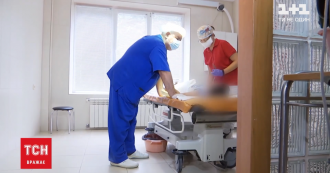 Папа купил петарды и спрятал в доме: под Львовом 6-летнему мальчику из-за взрыва оторвало пальцы
Папа купил петарды и спрятал в доме: под Львовом 6-летнему мальчику из-за взрыва оторвало пальцы
