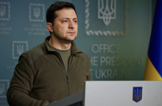 "Сколько еще нужно смертей и потерь?": Зеленский призвал Запад закрыть небо или дать боевые самолеты
