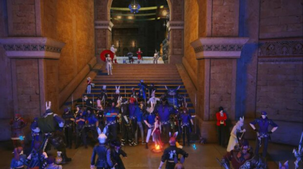 Геймеры "Final Fantasy 14" формируют человеческую блокаду: пикантные клубы ERP вызвали ажиотаж Геймеры "Final Fantasy 14" формируют человеческую блокаду: пикантные клубы ERP вызвали ажиотаж