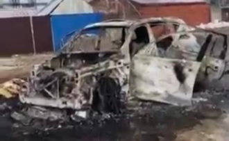 Под Киевом оккупанты из танка обстреляли автомобиль с беженцами

