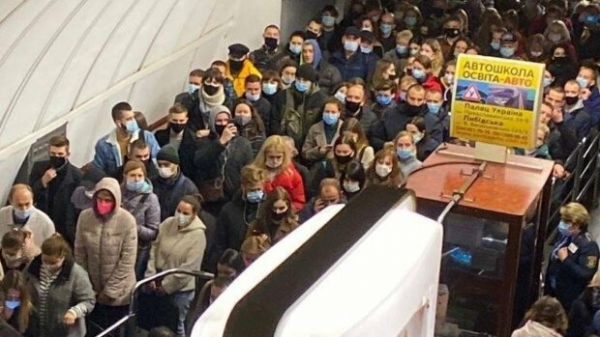Главные новости за 16 декабря: Зеленская пообещала “альбом”, люди повторно заражаются, а с карт Привата исчезают тысячи Главные новости за 16 декабря: Зеленская пообещала “альбом”, люди повторно заражаются, а с карт Привата исчезают тысячи