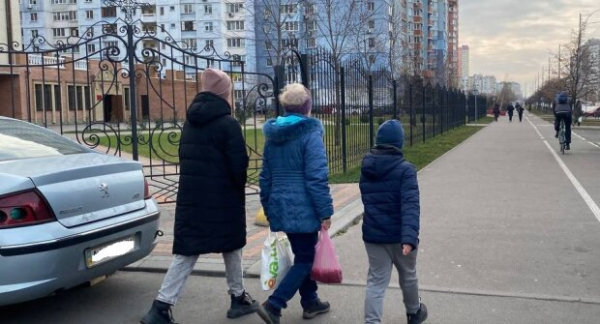 Худшие покупки для женщин старше 40: молодость они вам не вернут