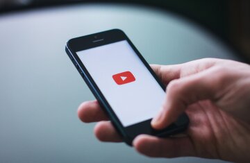 Отложите телефон немедленно: важно отказаться перед сном Отложите телефон немедленно: важно отказаться перед сном
