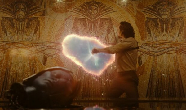 Marvel выпустили трейлер второго сезона "Локи": Том Хиддлстон "перемещается во времени" Marvel выпустили трейлер второго сезона "Локи": Том Хиддлстон "перемещается во времени"
