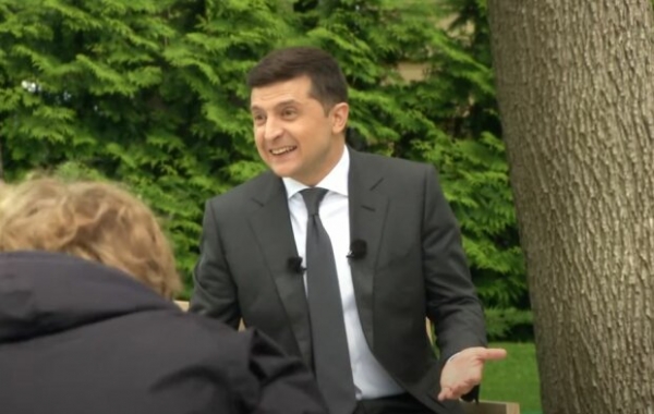 Украинцам показали, как у Зеленского украли идею Тимошенко для выборов: "Запустят агитационные ролики с Кароль..." Украинцам показали, как у Зеленского украли идею Тимошенко для выборов: "Запустят агитационные ролики с Кароль..."